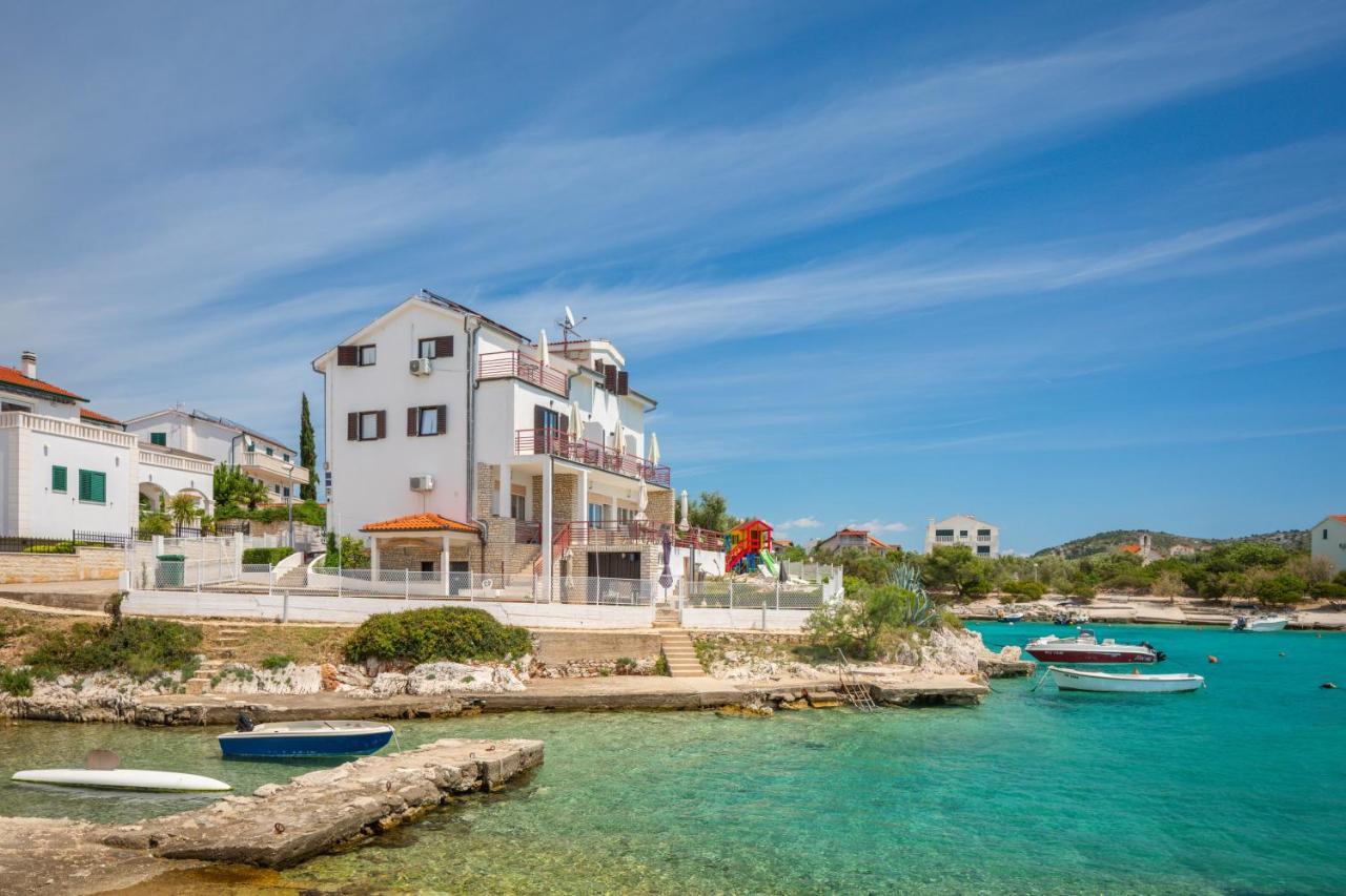 Apartments Villa Zrinka - Last Season Ever! Rogoznica  Εξωτερικό φωτογραφία