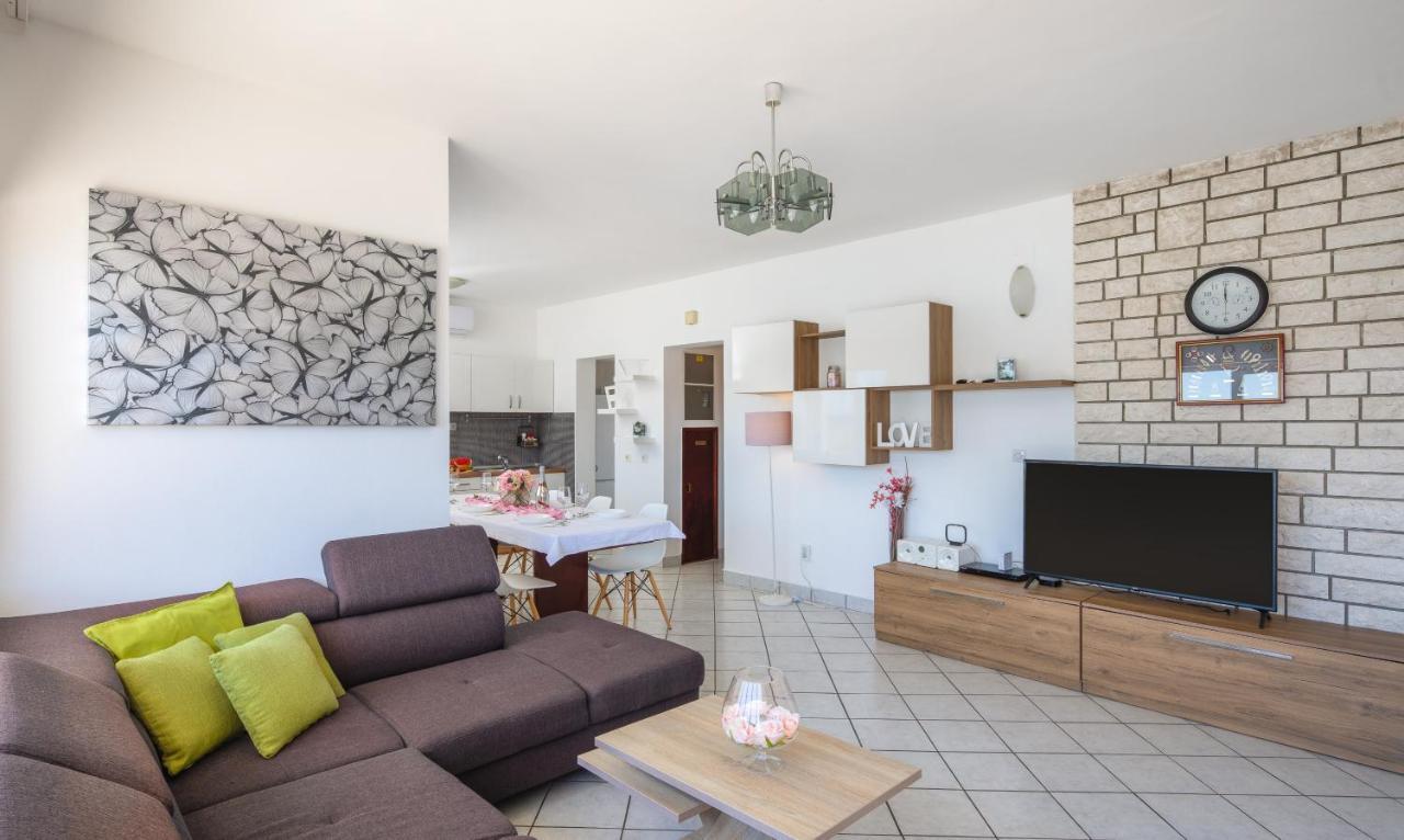 Apartments Villa Zrinka - Last Season Ever! Rogoznica  Εξωτερικό φωτογραφία