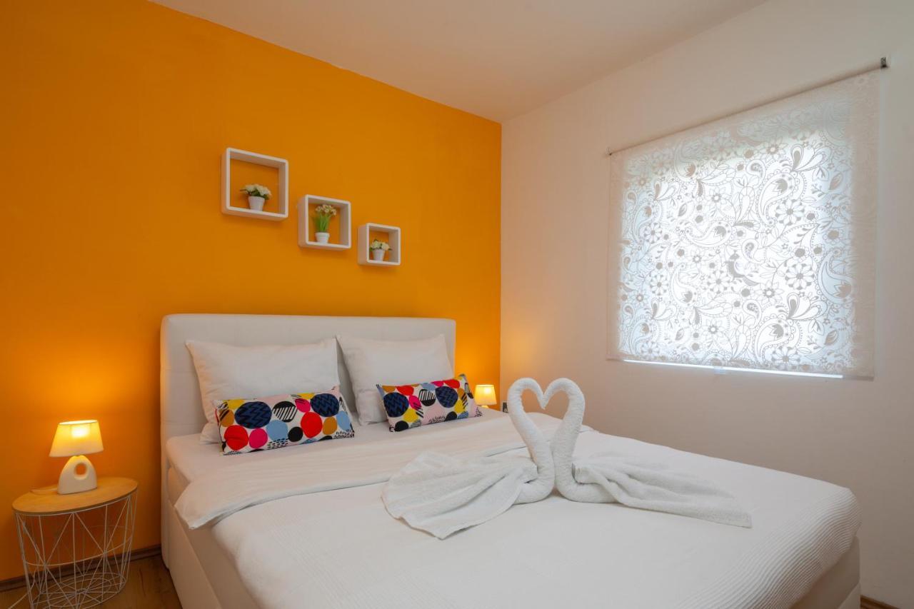 Apartments Villa Zrinka - Last Season Ever! Rogoznica  Εξωτερικό φωτογραφία